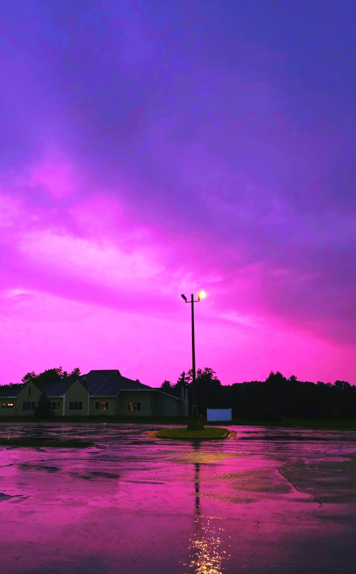 An evocative liminal moment captured by Sabrina's Liminal Dream.