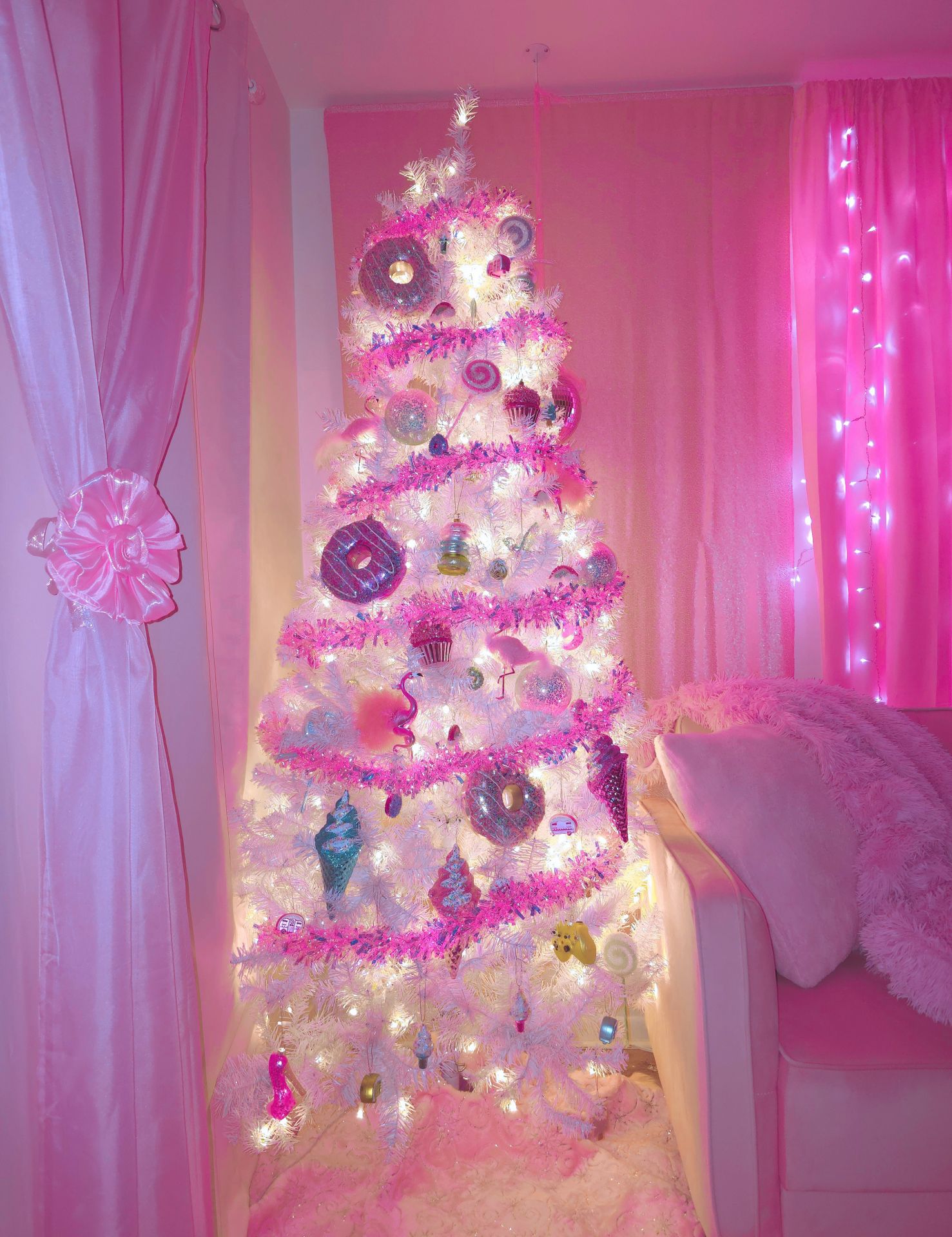 An evocative liminal moment captured by Sabrina's Liminal Dream.